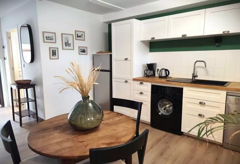 Aamiaismajoitus (B&B) Le Petit Nançay