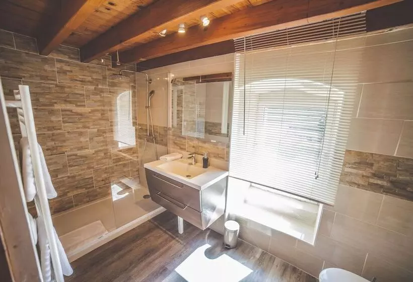 Aamiaismajoitus (B&B) Le Petit Nançay