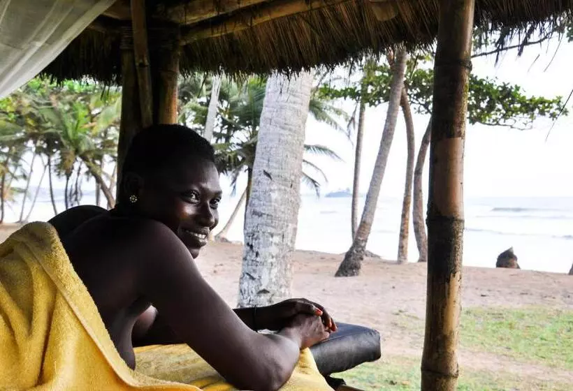 ホテル Ankobra Beach Resort