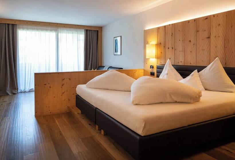 Отель Artnatur Dolomites