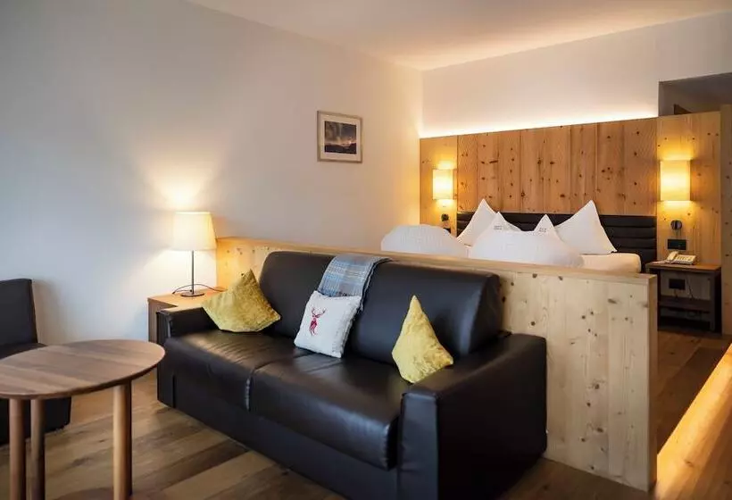 Hotelli Artnatur Dolomites