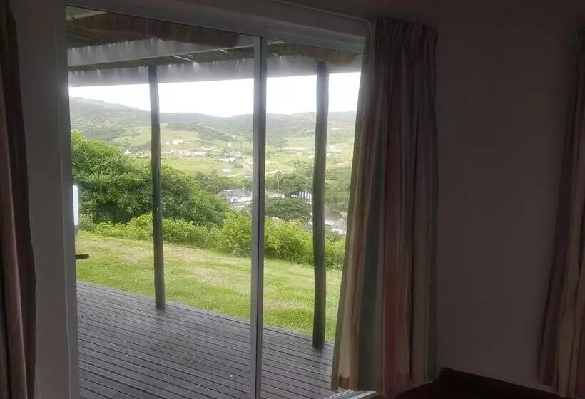 Hotelli First Group Hole In The Wall