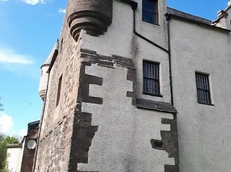 Hotelli Hallgreen Castle