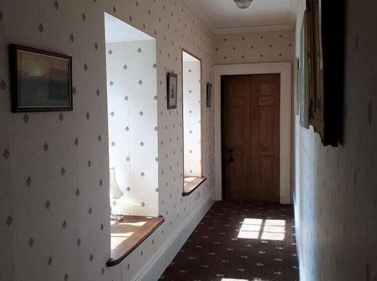 호텔 Hallgreen Castle