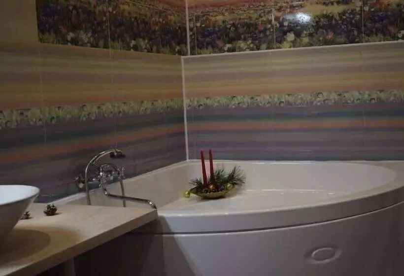 ホテル Iceberg Ugry