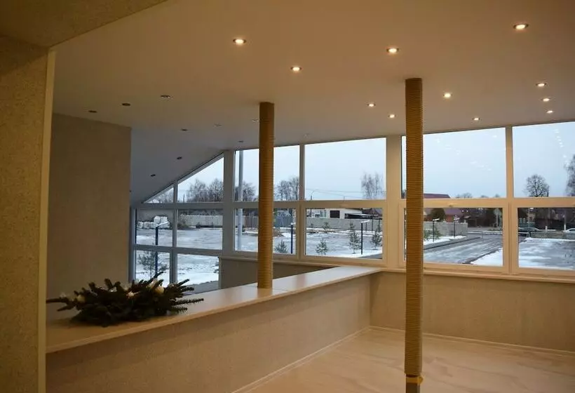 ホテル Iceberg Ugry