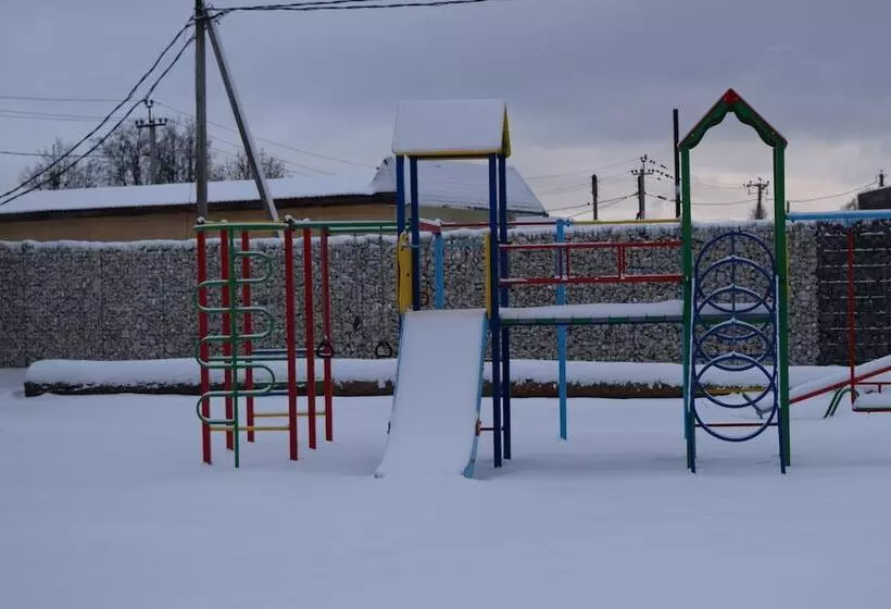 ホテル Iceberg Ugry