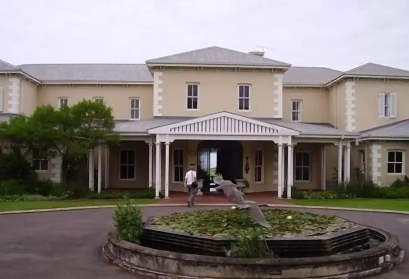 Hotelli Leriba Coastal Golf Lodge