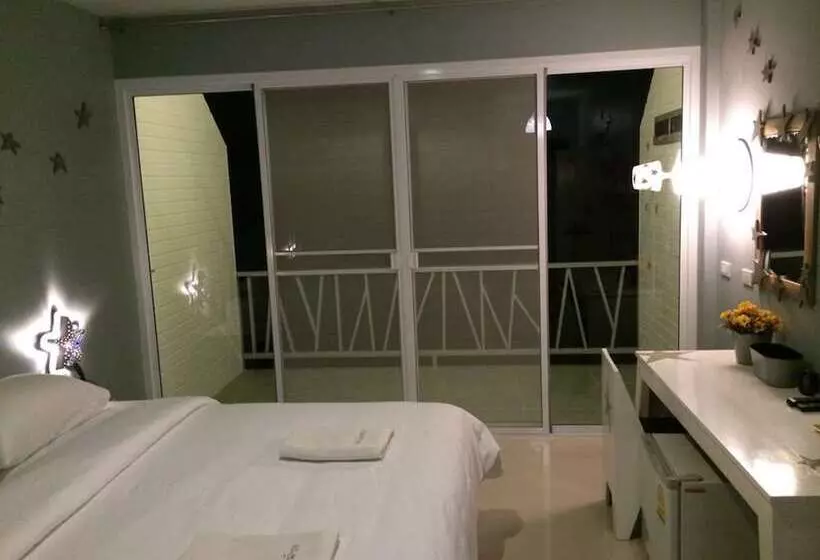 ホテル Norn Nab Dao Rimphu Resort