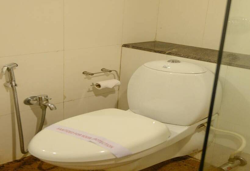 فندق Oyo 767  Orion