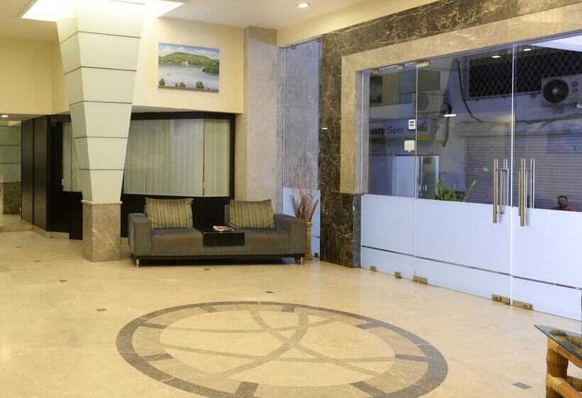 فندق Oyo 767  Orion