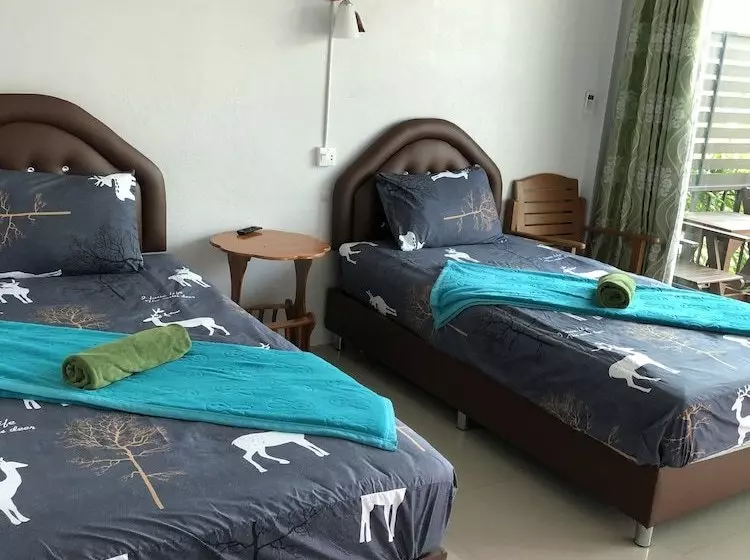 Hotelli Preecha Resort