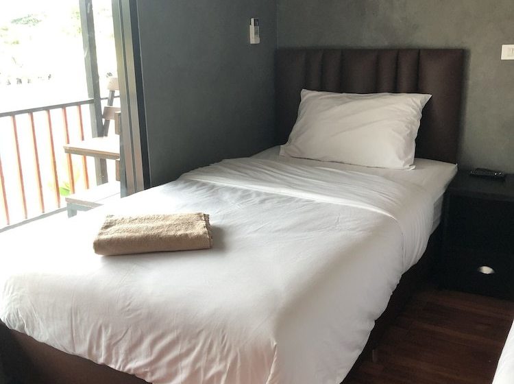 Hotell Preecha Resort