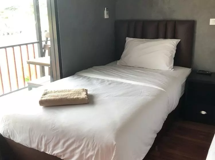 Hotelli Preecha Resort