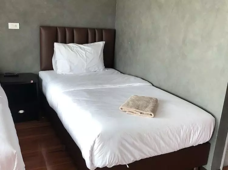 Hotelli Preecha Resort