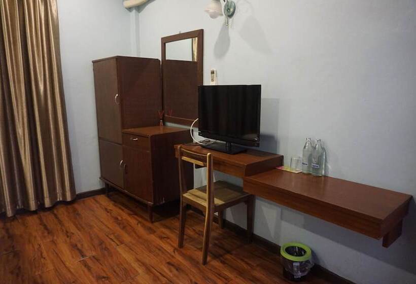 בית מלון כפרי Queens