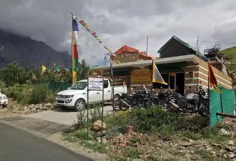 ホテル Tandi Sarai