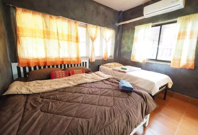 ホテル Ton Lang Homestay