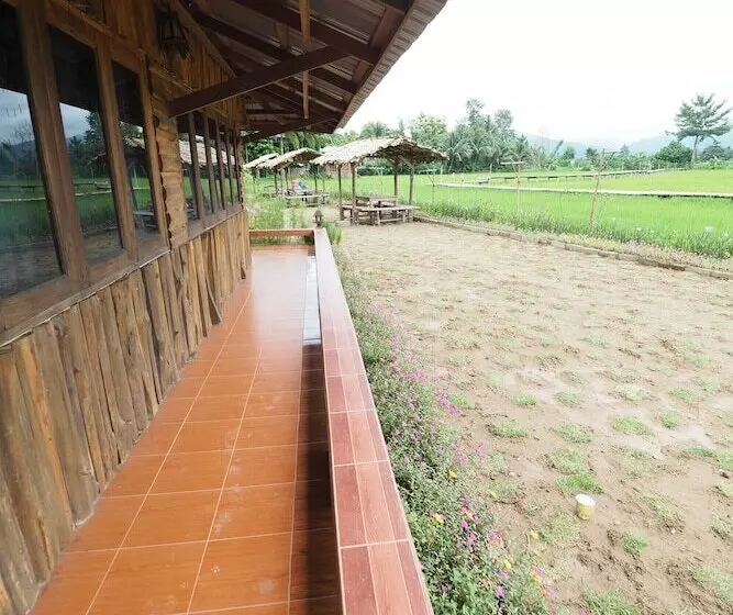ホテル Ton Lang Homestay
