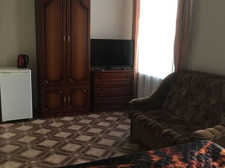 Lesogorskaya Resort Hostel