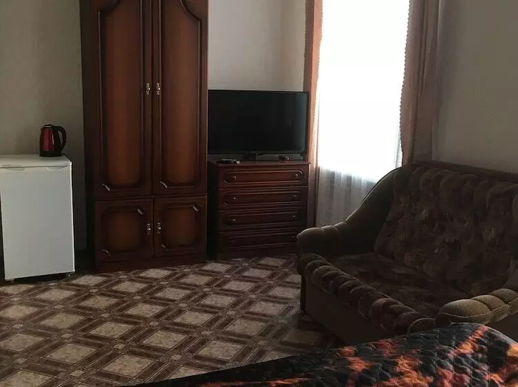 Lesogorskaya Resort   Hostel