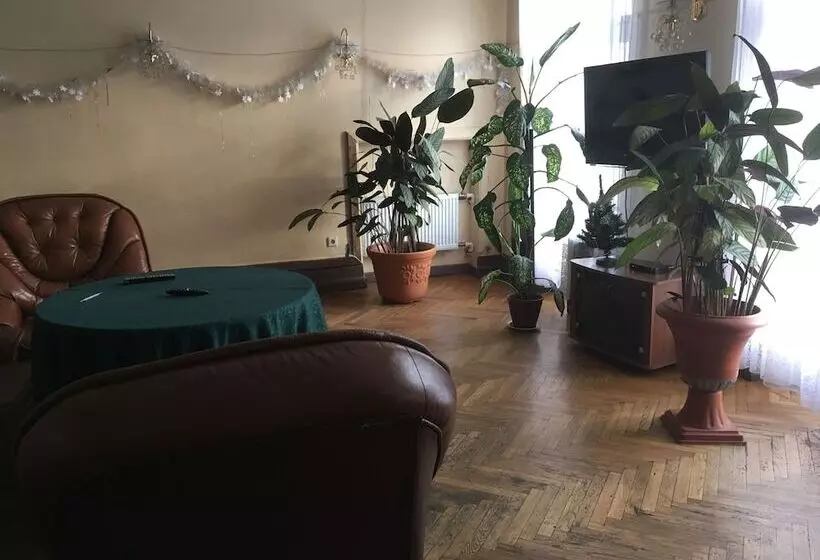 Lesogorskaya Resort   Hostel