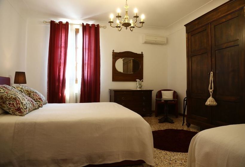 بنسيون Palazzo Strassoldo Bed & Breakfast