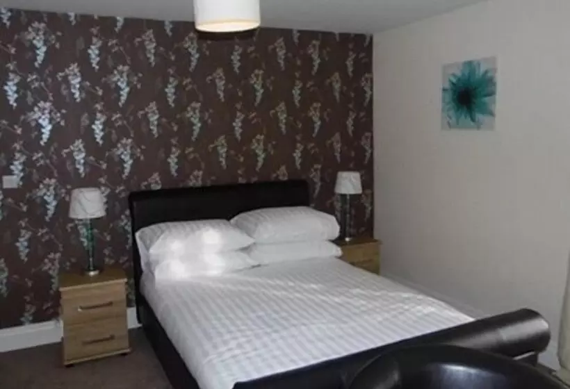 Majatalo Clerk Laithe Lodge