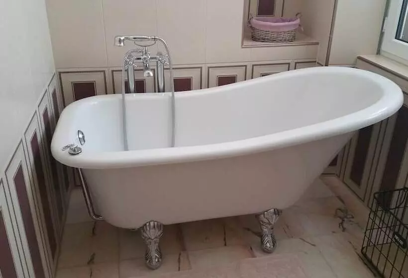 Majatalo L Obsidienne