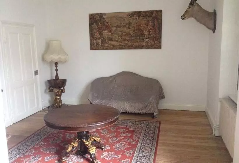 Majatalo L Obsidienne