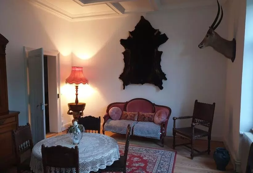 Majatalo L Obsidienne