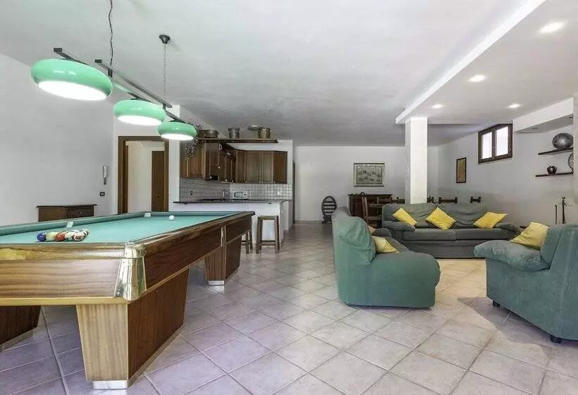 ペンション La Villa   Luxury Home