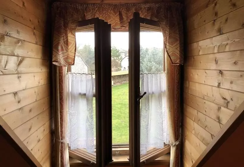 ペンション Penzion Zámek Lešany