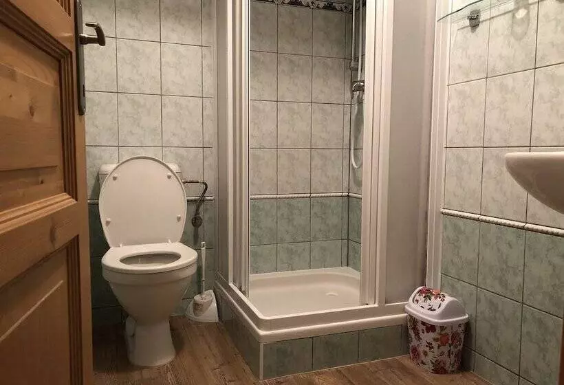 ペンション Penzion Zámek Lešany