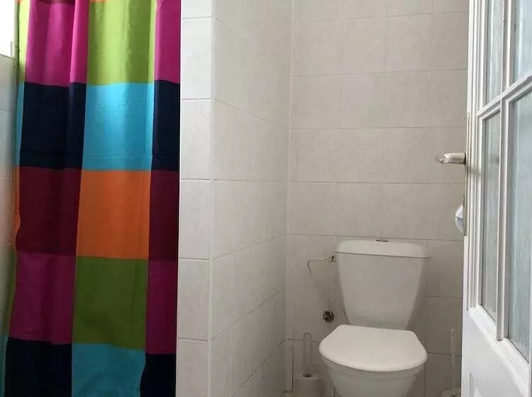 ペンション Penzion Zámek Lešany