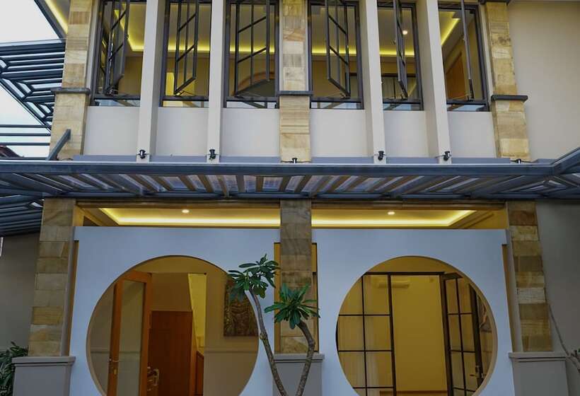 مبيت وإفطار Akanaka Petitenget Bali