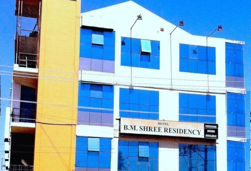 ホテル B M Shree Residency