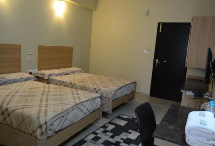 ホテル B M Shree Residency