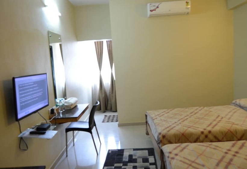 ホテル B M Shree Residency