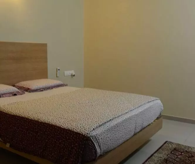 ホテル B M Shree Residency