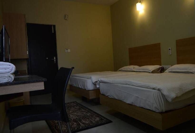 ホテル B M Shree Residency