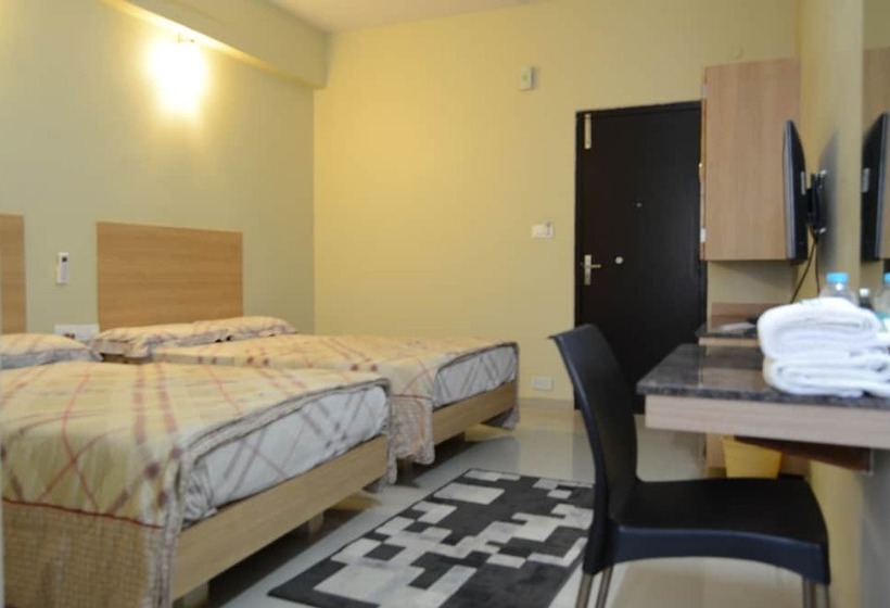 ホテル B M Shree Residency