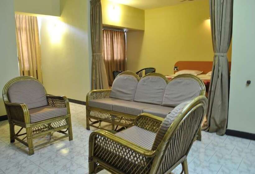 ホテル B M Shree Residency