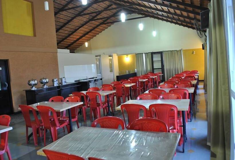 ホテル B M Shree Residency