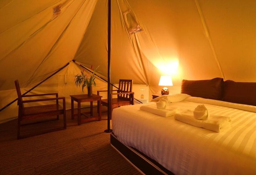 هتل Chiangkhan River Green Hill