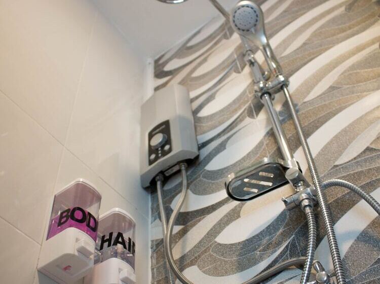 هتل Chiangkhan River Green Hill