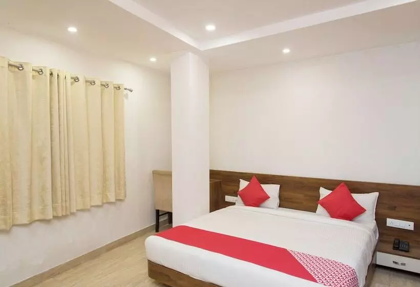 Hotelli Divine Inn By Oyo Rooms