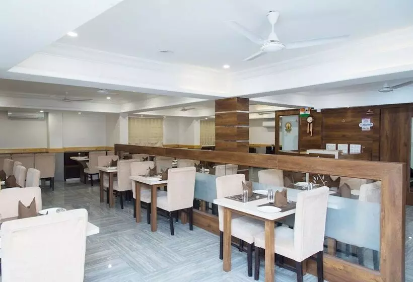 Hotelli Divine Inn By Oyo Rooms