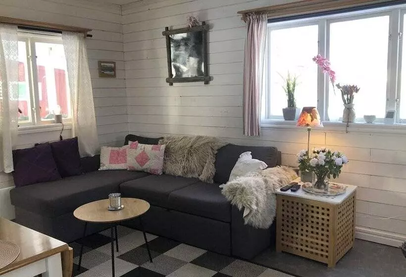 Hotelli Hammarstrands Camping, Stugby Och Fiske