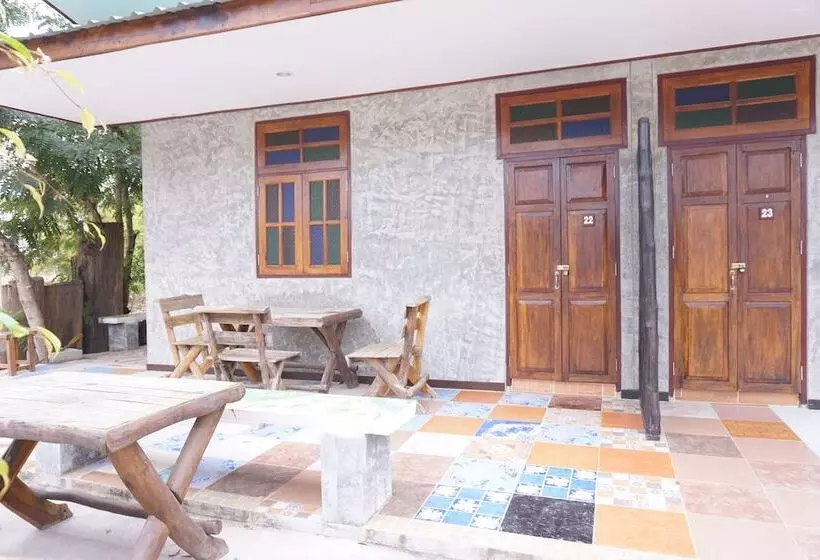 ホテル Khontong Resort